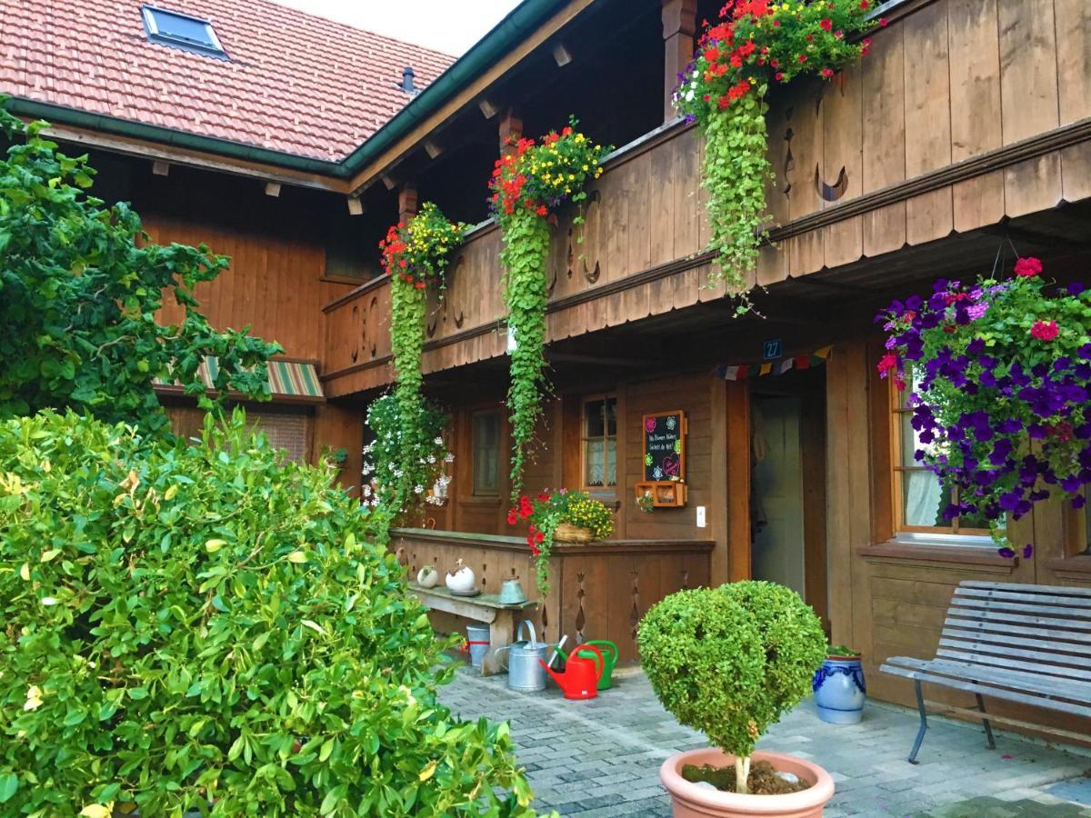 Bnb Deheimelig Huttwil Екстериор снимка