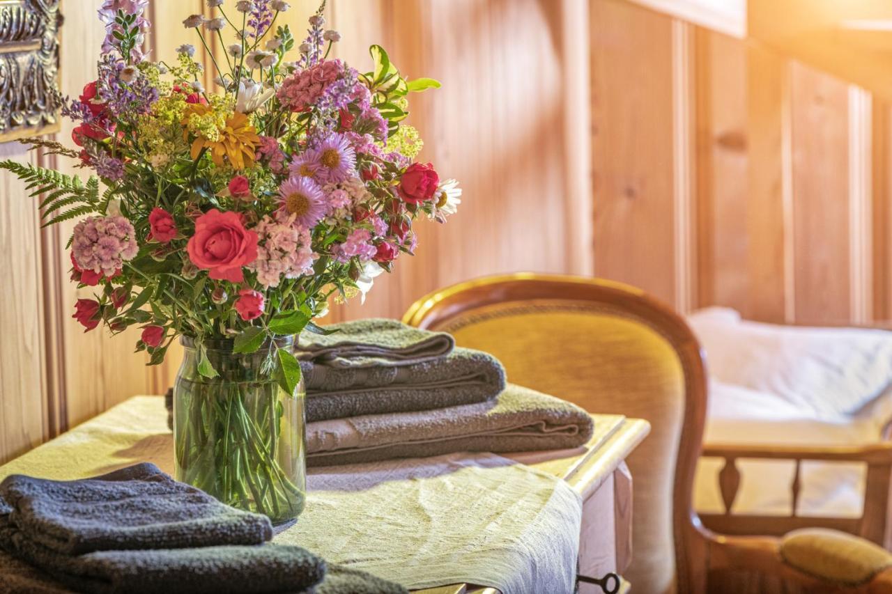 Bnb Deheimelig Huttwil Екстериор снимка